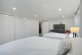 15 Barker Street - Photo 32
