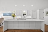 607 Commercial Street - Photo 15