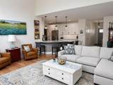 15 Beacon Street - Photo 11