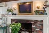 558A Commercial Street - Photo 3