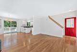9 Elaine Road - Photo 7