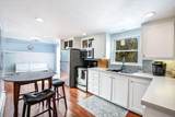 22 Winsome Road - Photo 8