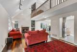 17 Claus Way - Photo 4