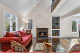 17 Claus Way - Photo 6