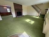 17 Eileen Street - Photo 6