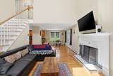 10 Marthas Way - Photo 15
