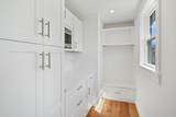 33 Vineyard Avenue - Photo 18