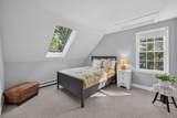 11 Burbank Street - Photo 32