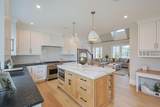 72 Woodside Drive - Photo 9