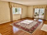 28 Windward Street - Photo 4