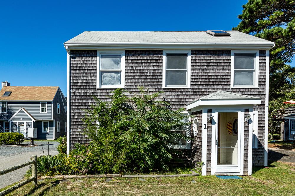 111 School Street - Photo 1