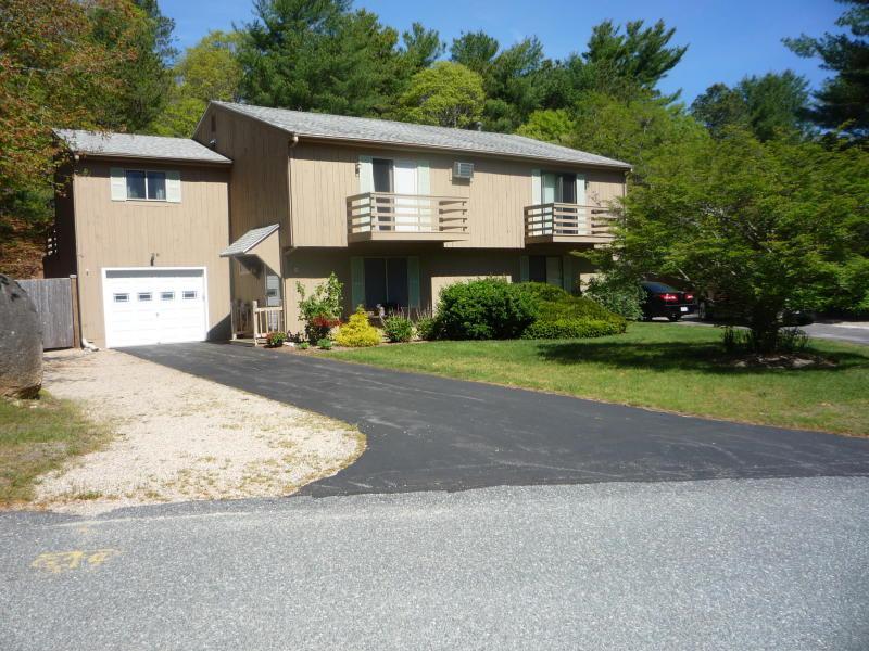 20 Holly Circle - Photo 1