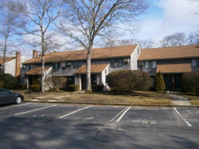 30 Townhouse Terrace - Photo 1