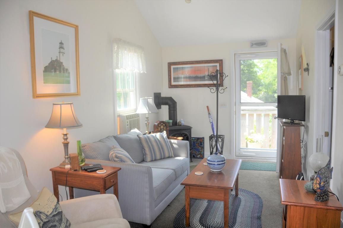 19 Brewster Street - Photo 1