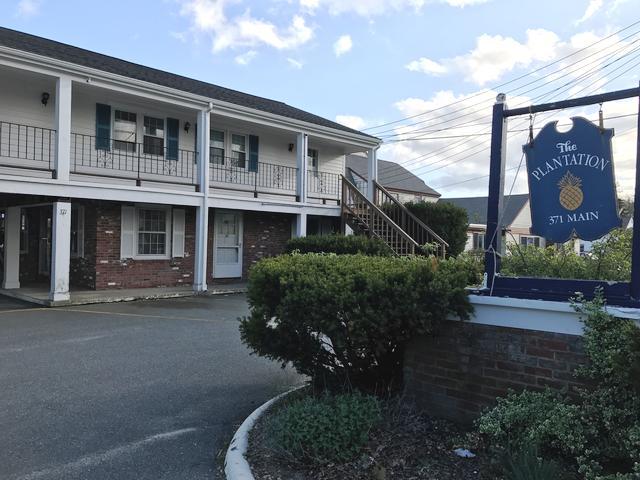 371 Main Street - Photo 1