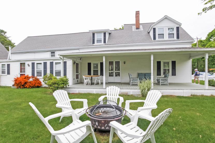 1243 Main Street - Photo 1