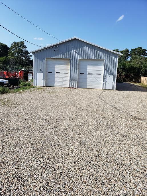 210 Commerce - Photo 1
