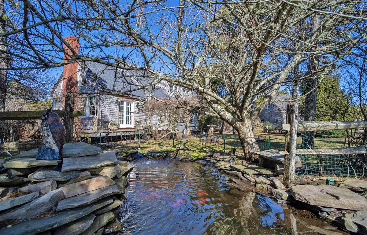 3 Webster Road - Photo 1