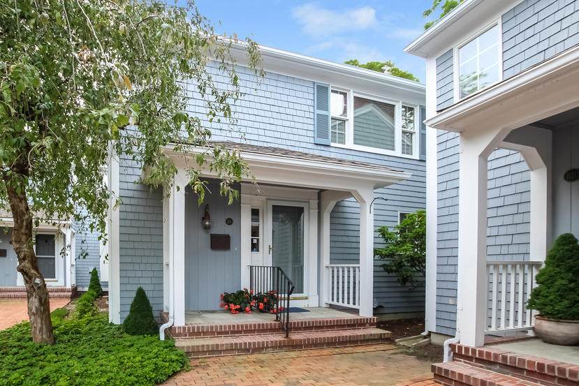716 Main Street - Photo 1