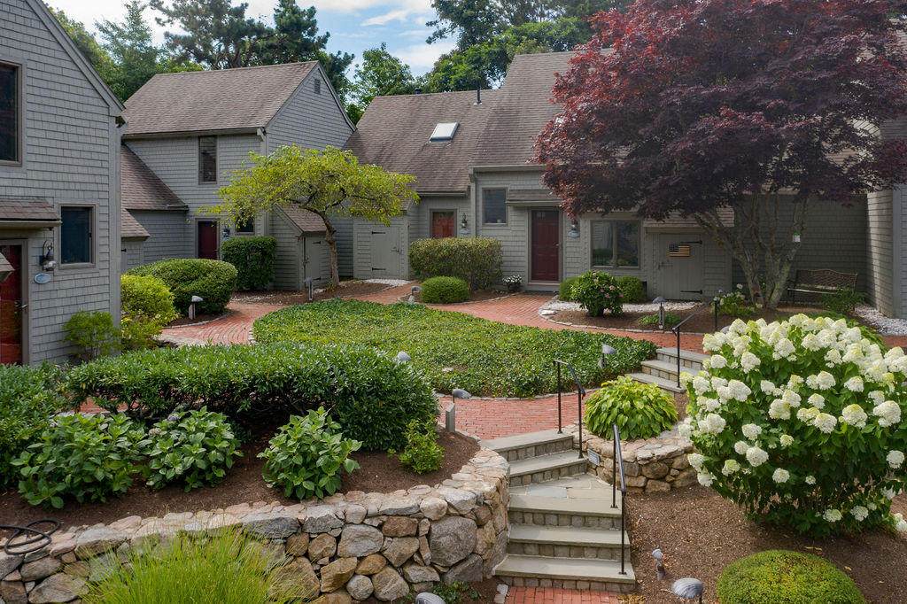 22 Mid-Iron Way - Photo 1