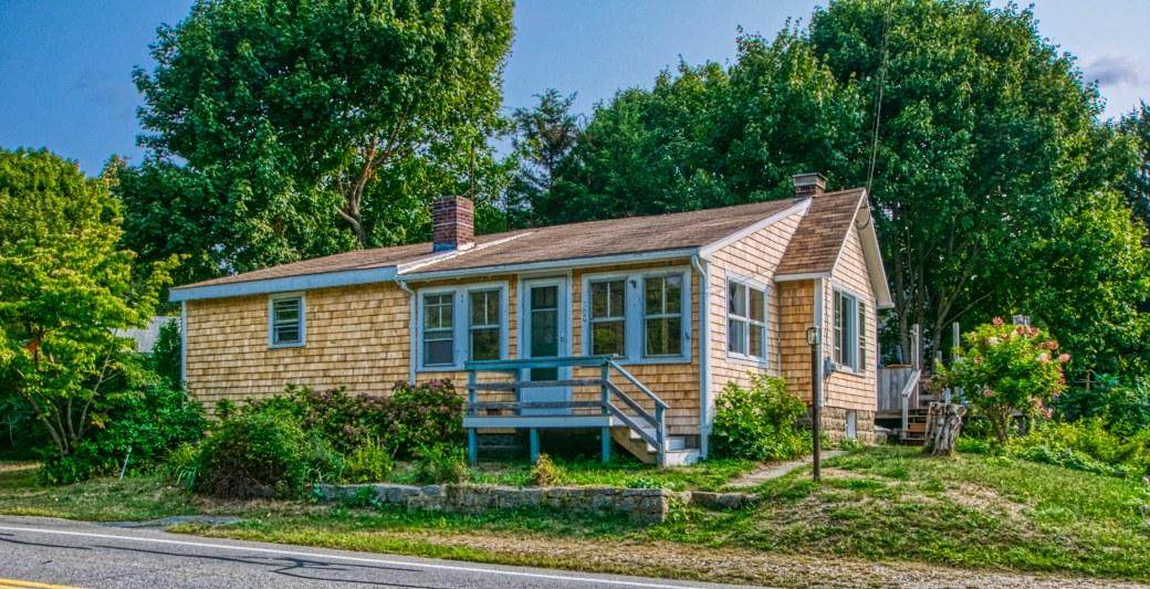 10 Town Neck Road - Photo 1