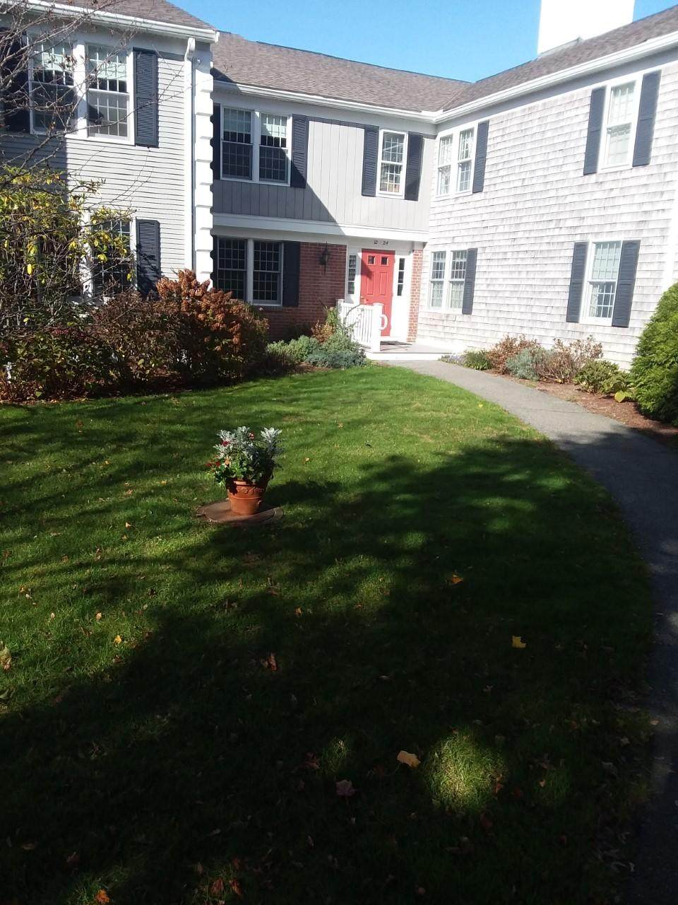 24 Highview Drive - Photo 1