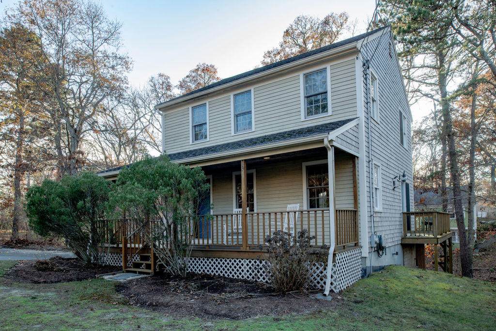 131 Yarmouth Road - Photo 1