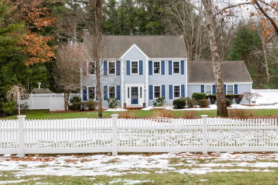 465 Chandler Street - Photo 1