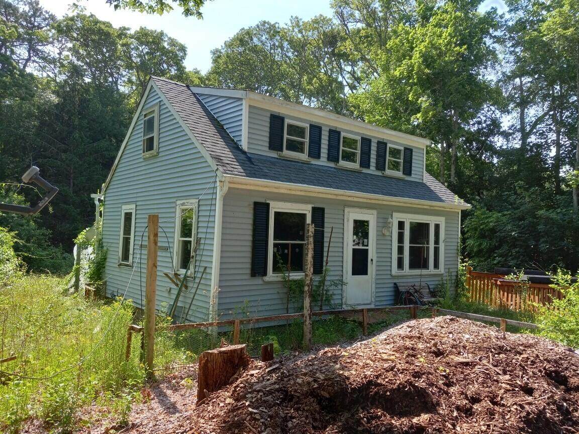 1460 Santuit-Newtown Road - Photo 1