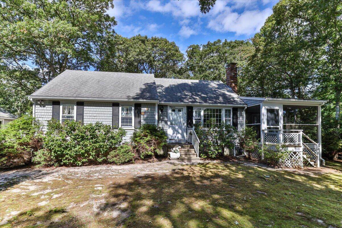 19 Damon Road - Photo 1