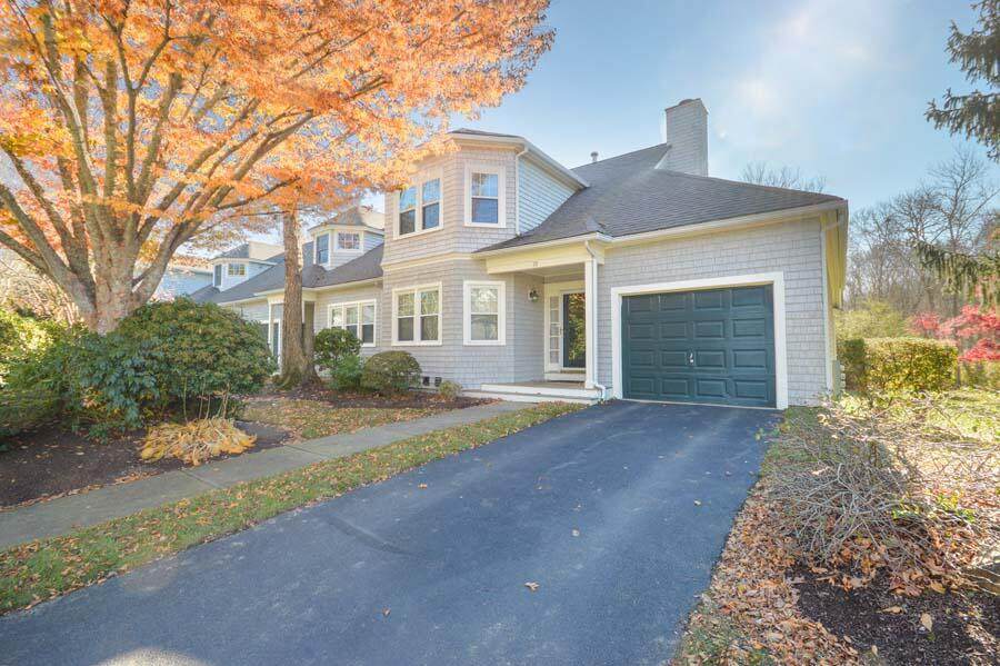 32 Country Way - Photo 1