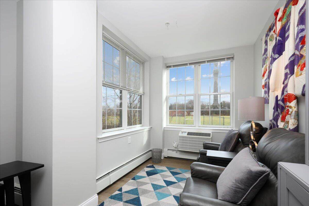 100 Alden Street - Photo 1