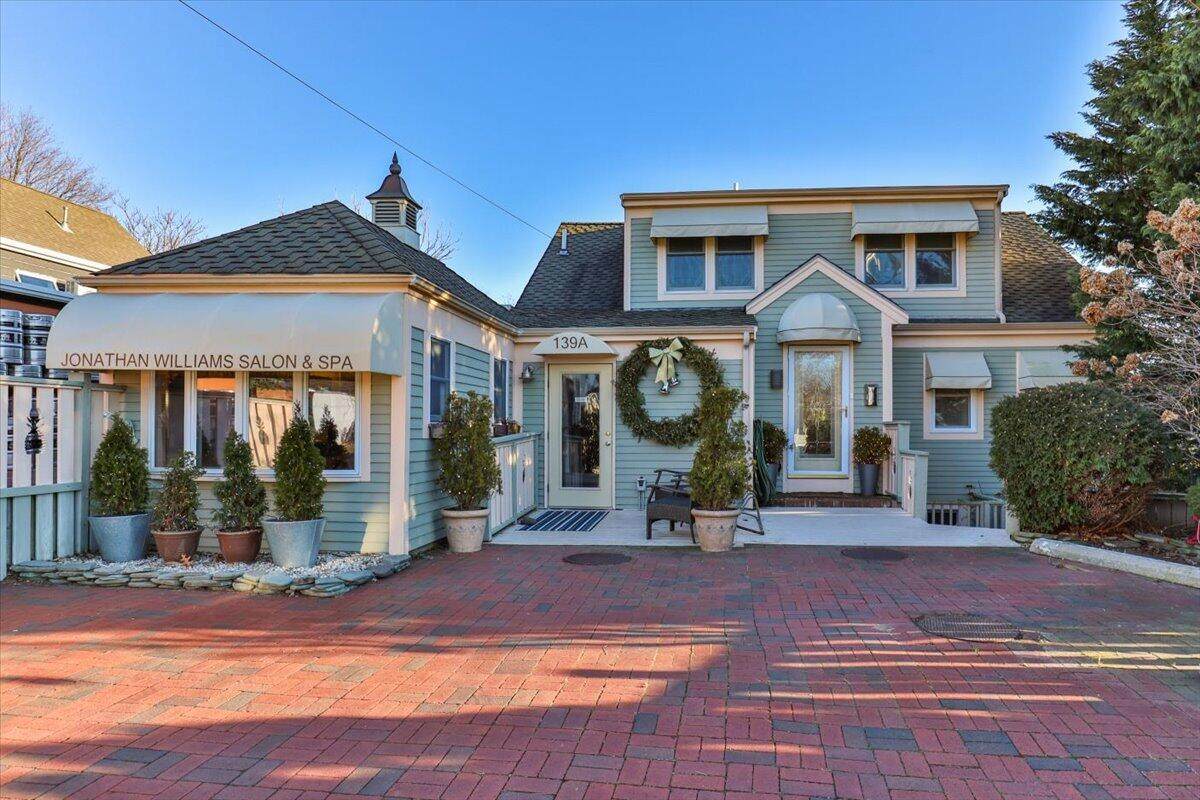 139 Bradford Street - Photo 1