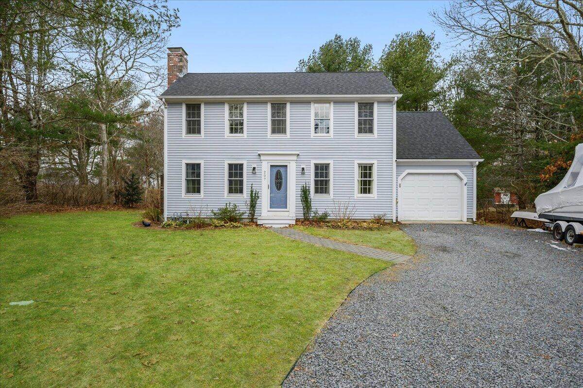 207 Lovells Lane - Photo 1