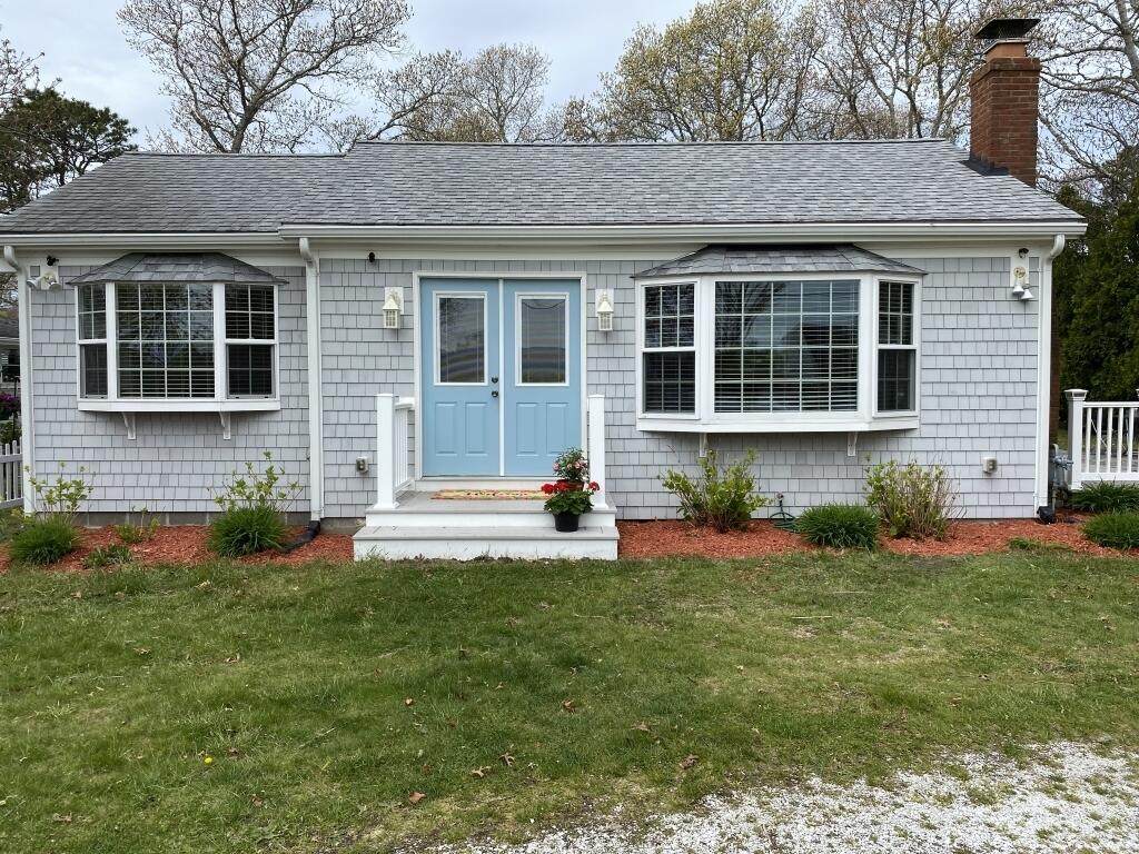 261 Edgewater Drive - Photo 1