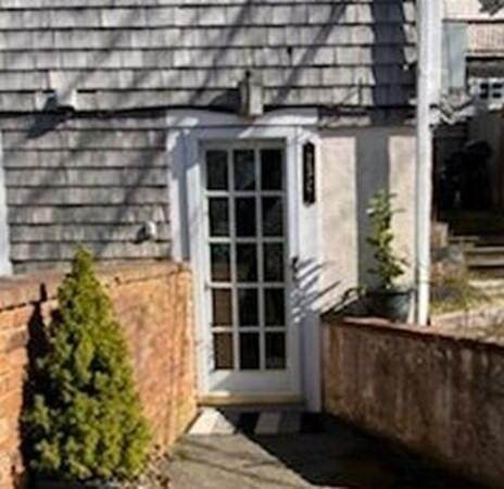 23 Harry Kemp Way - Photo 1