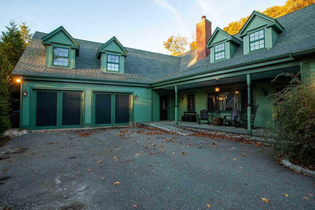 426 Teaticket Highway - Photo 1