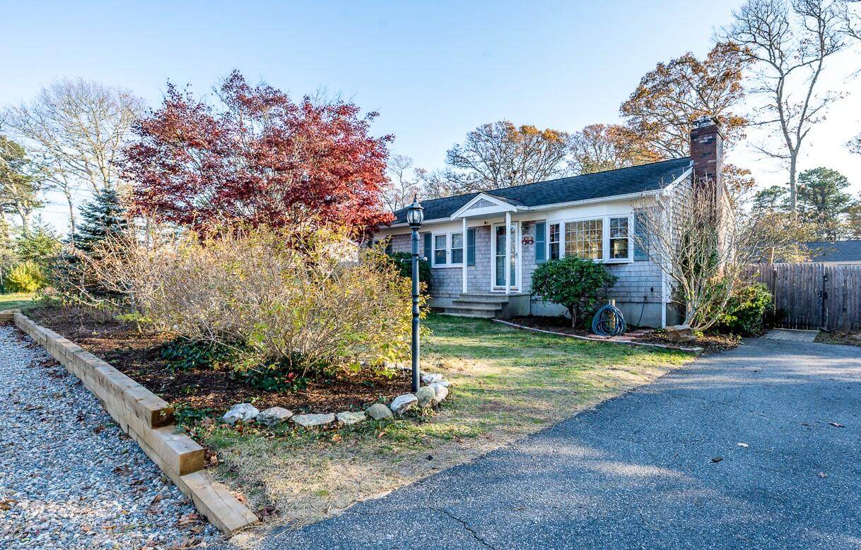 15 Agnes Road - Photo 1