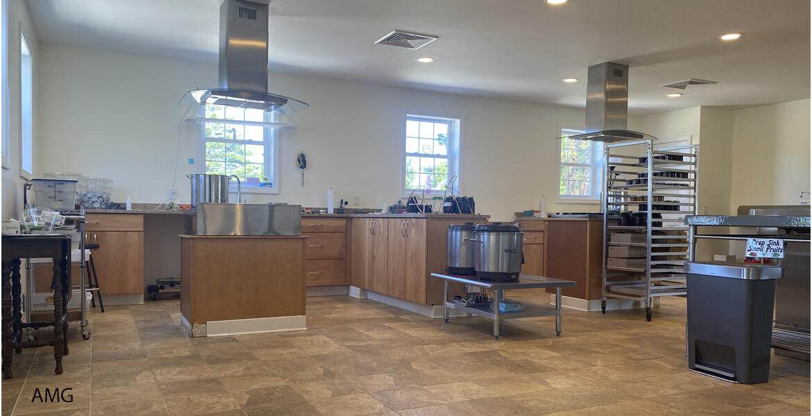 16 Seaquanset Road - Photo 1