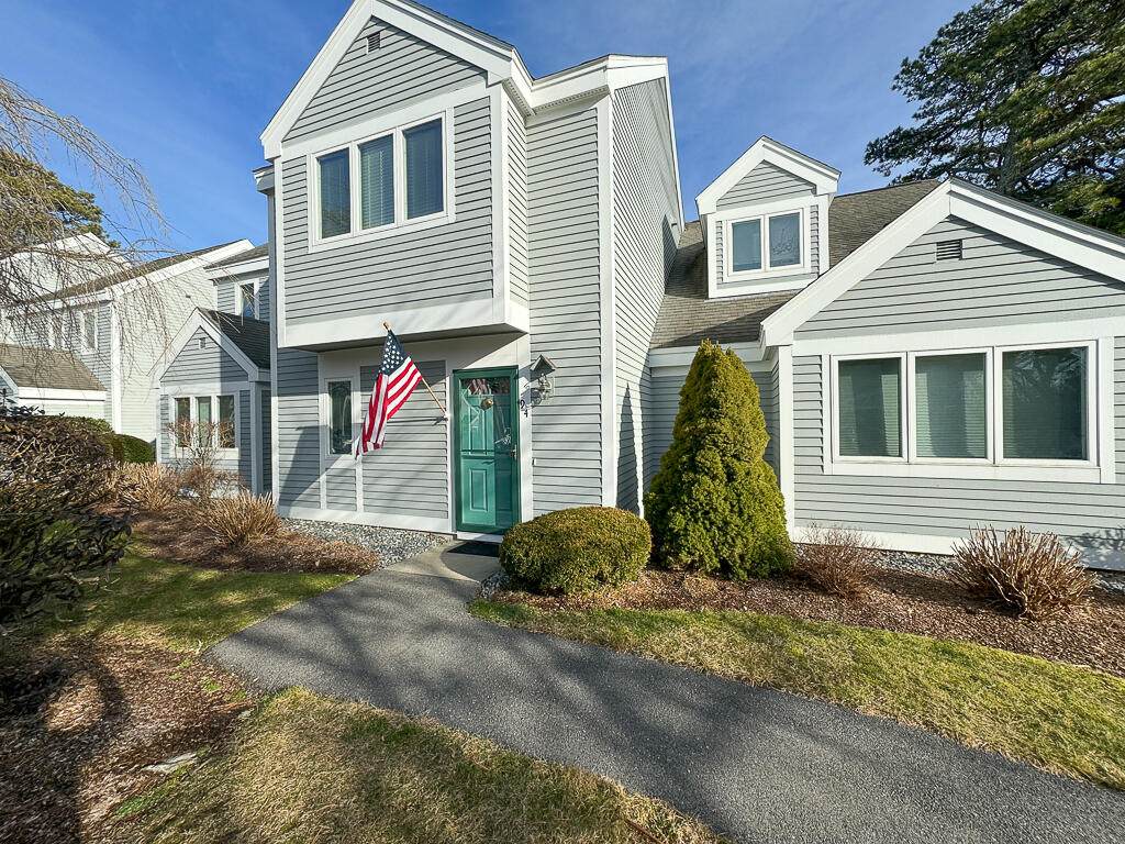 94 Howland Circle - Photo 1