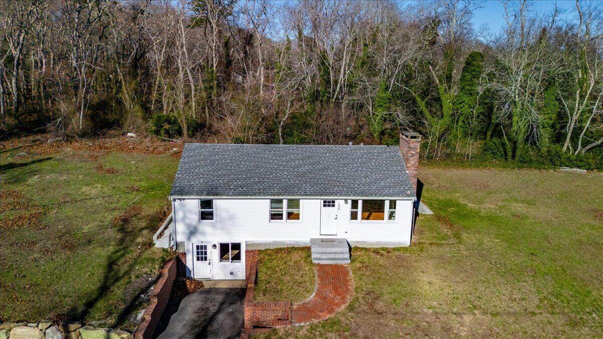104 Finlay Road - Photo 1