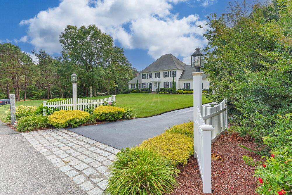 29 Weatherdeck Drive - Photo 1
