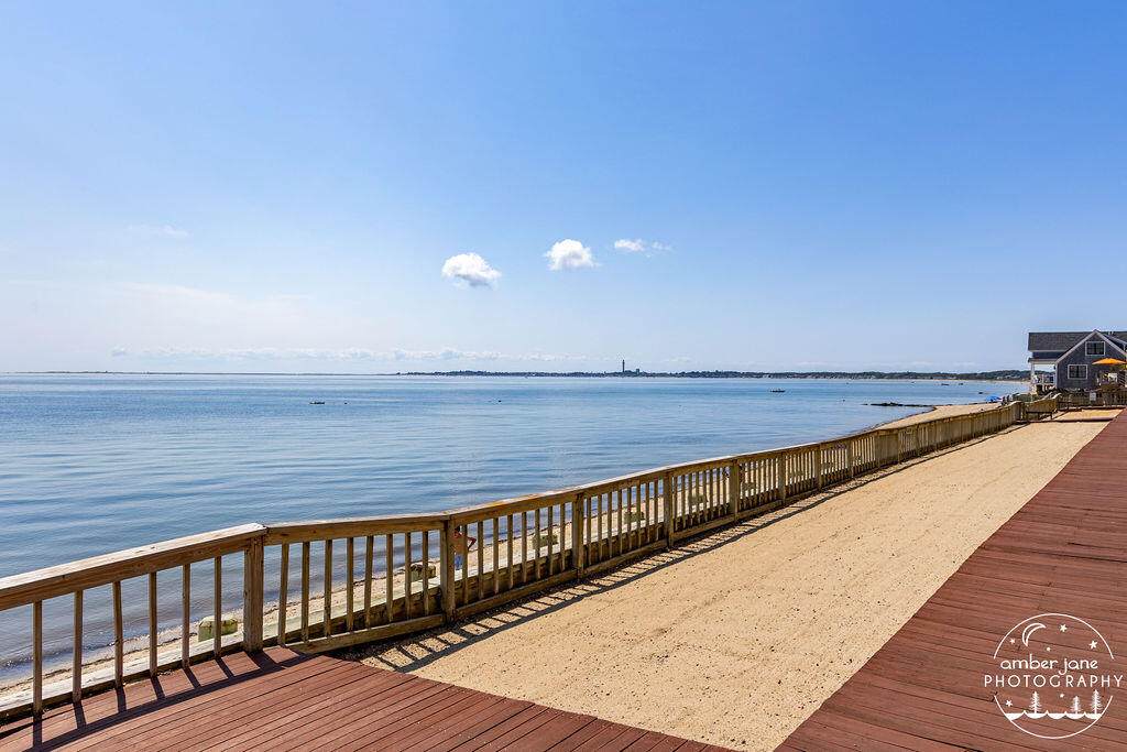 https://bt-photos.global.ssl.fastly.net/capecod/orig_boomver_1_22503769-2.jpg