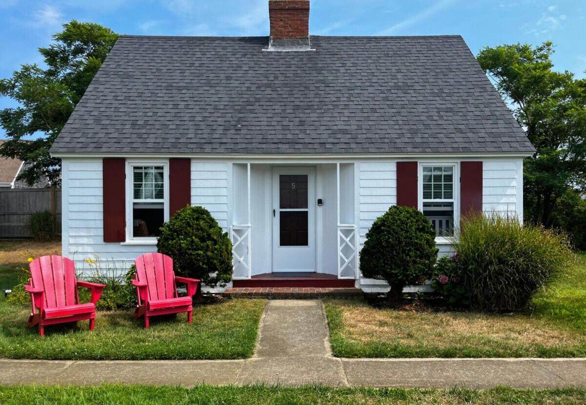 670 Shore Road - Photo 1