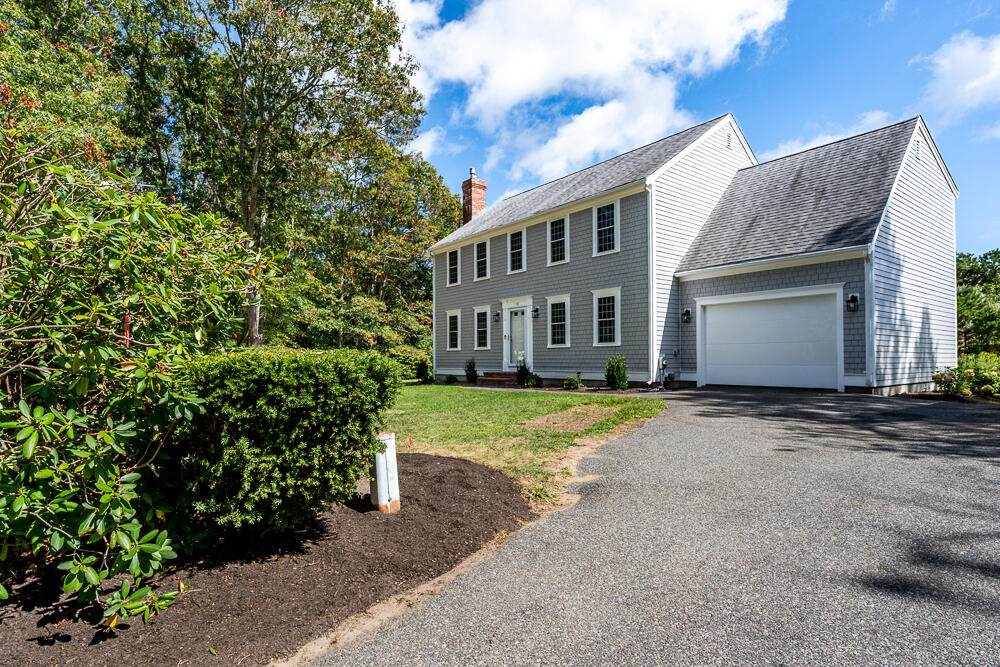 13 Greenway Circle - Photo 1