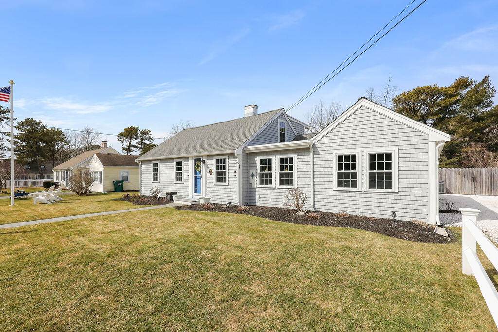 https://bt-photos.global.ssl.fastly.net/capecod/orig_boomver_1_22600920-2.jpg
