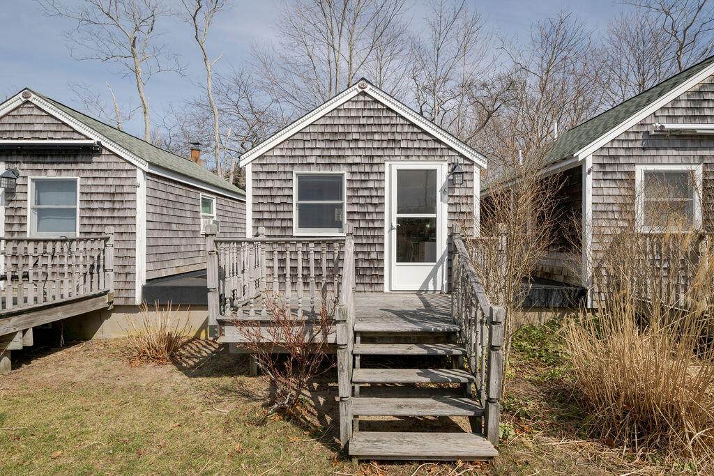 17 Shore Road - Photo 1