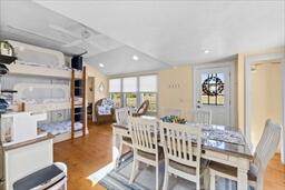 https://bt-photos.global.ssl.fastly.net/capecod/orig_boomver_1_22601222-2.jpg