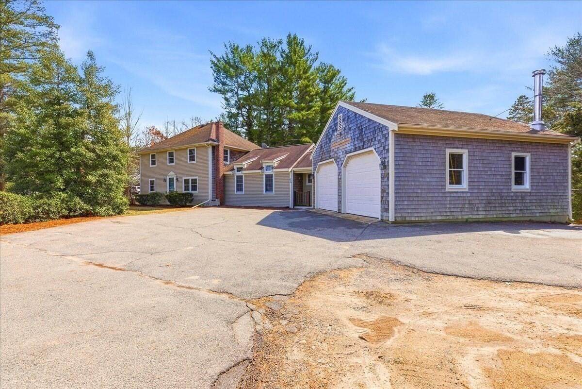 https://bt-photos.global.ssl.fastly.net/capecod/orig_boomver_1_22601327-2.jpg