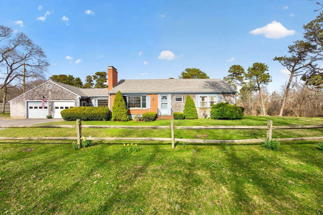 48 Glover Square - Photo 1